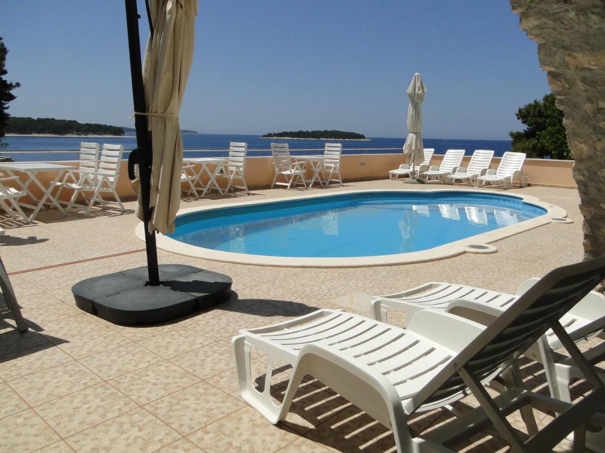 Tepli Bok Apartment *
