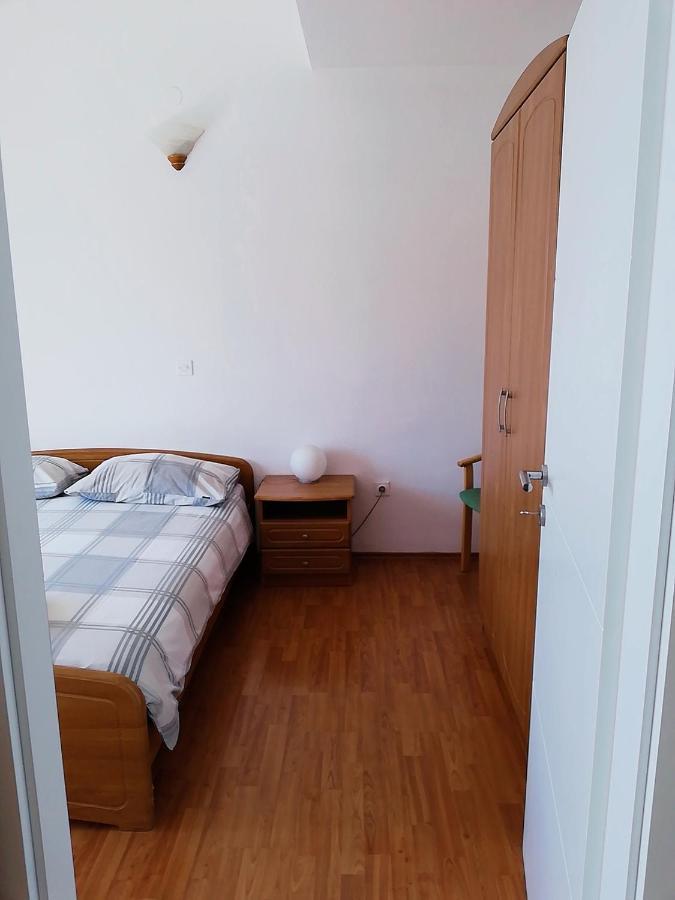 Apartment Tepli Bok Primosten
