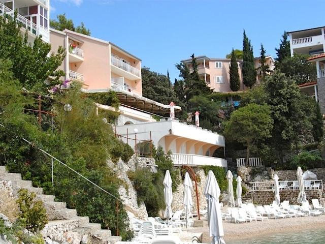 Apartment Tepli Bok Primosten